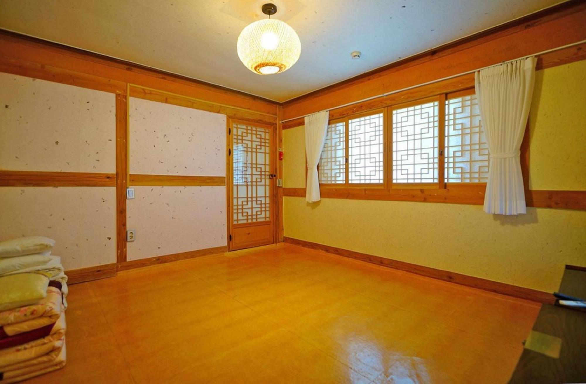 Hanok Gotaek Goeul Jeonju Eksteriør billede