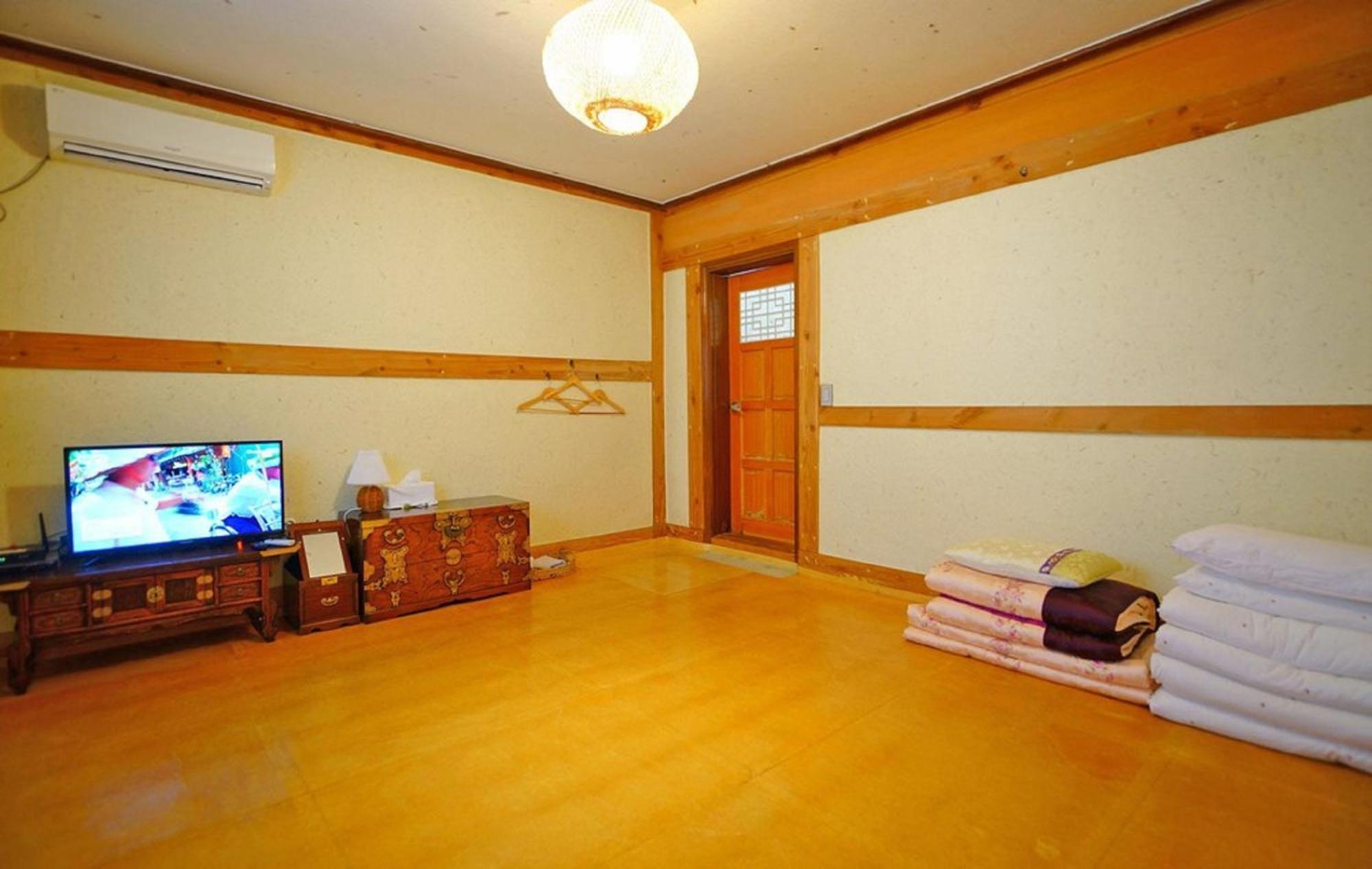 Hanok Gotaek Goeul Jeonju Eksteriør billede
