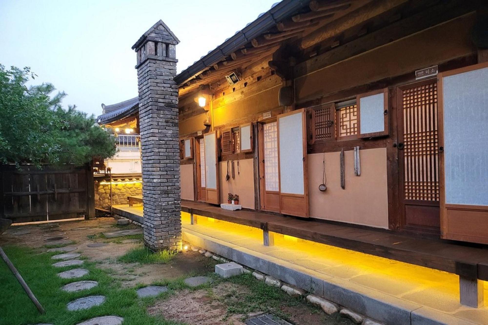 Hanok Gotaek Goeul Jeonju Eksteriør billede