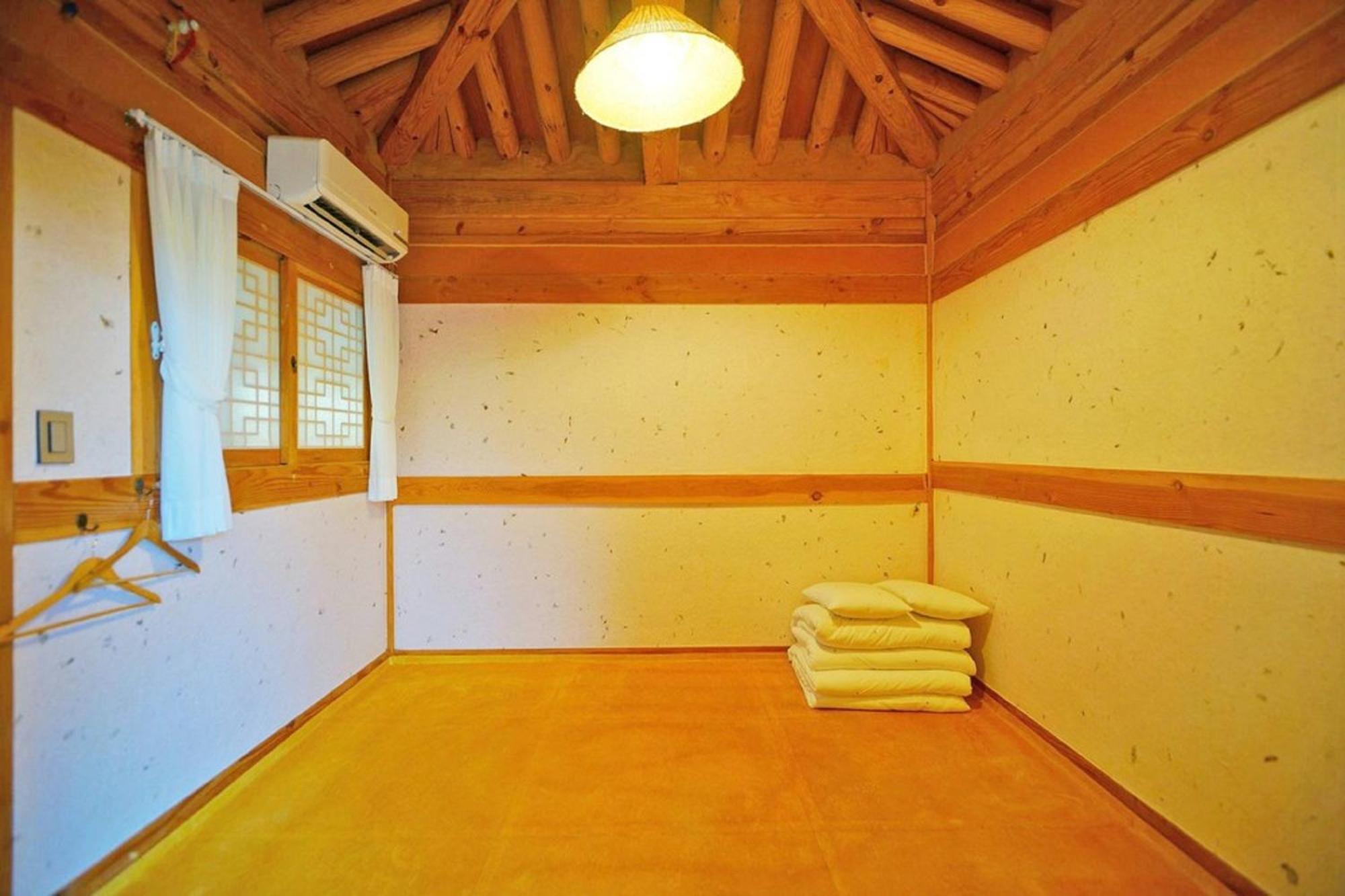 Hanok Gotaek Goeul Jeonju Eksteriør billede