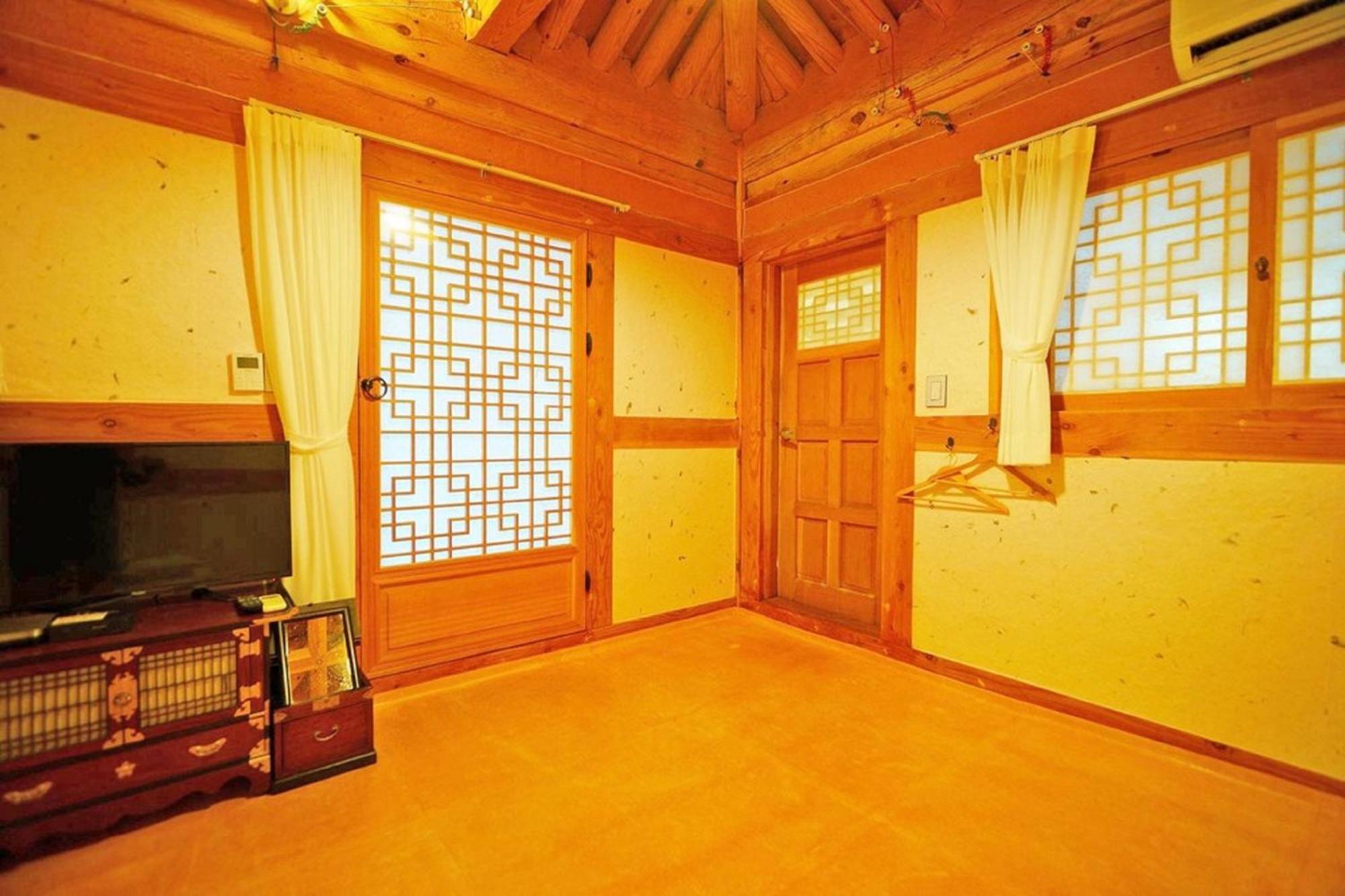 Hanok Gotaek Goeul Jeonju Eksteriør billede
