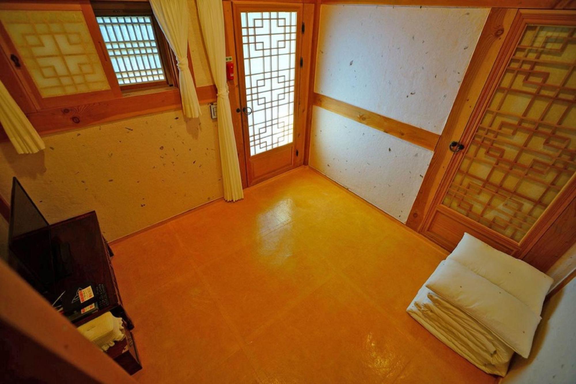 Hanok Gotaek Goeul Jeonju Eksteriør billede
